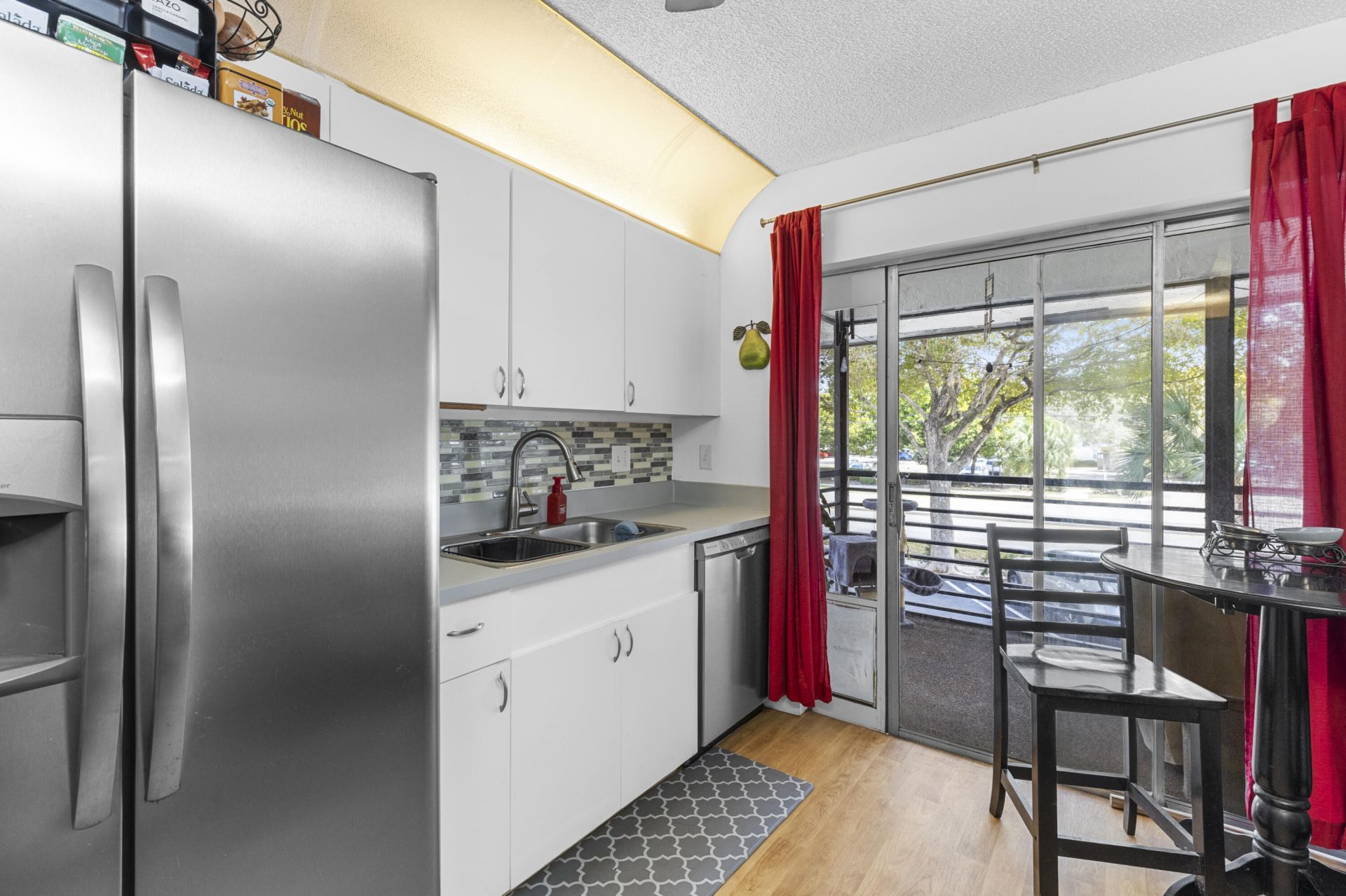 2820 Riverside, Unit 203, Coral Springs, FL 33065 Photo