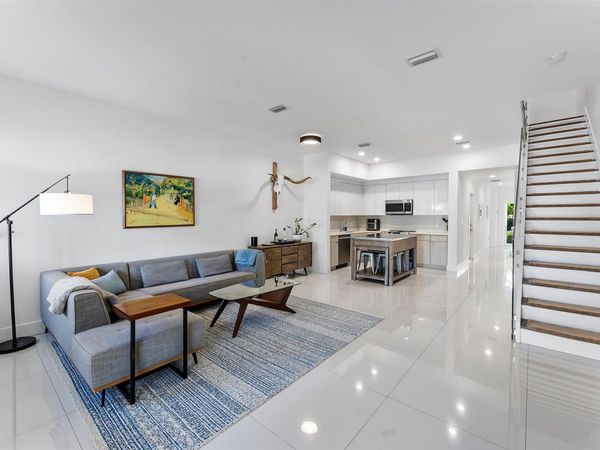 1482 NE 34th, Oakland Park, FL 33334