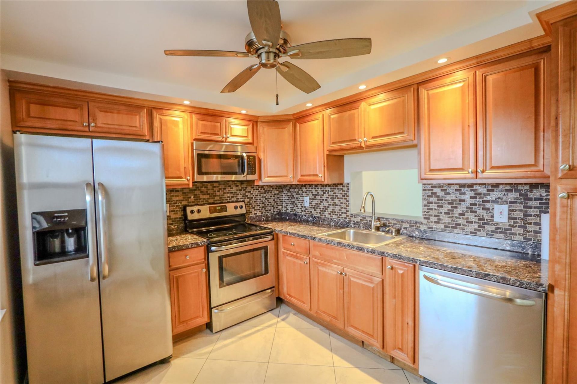 121 SE 3rd Avenue, Unit 308, Dania Beach, FL 33004 Main Photo