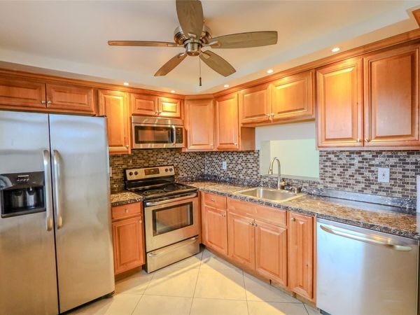 121 SE 3rd Ave, Unit 308, Dania Beach, FL 33004