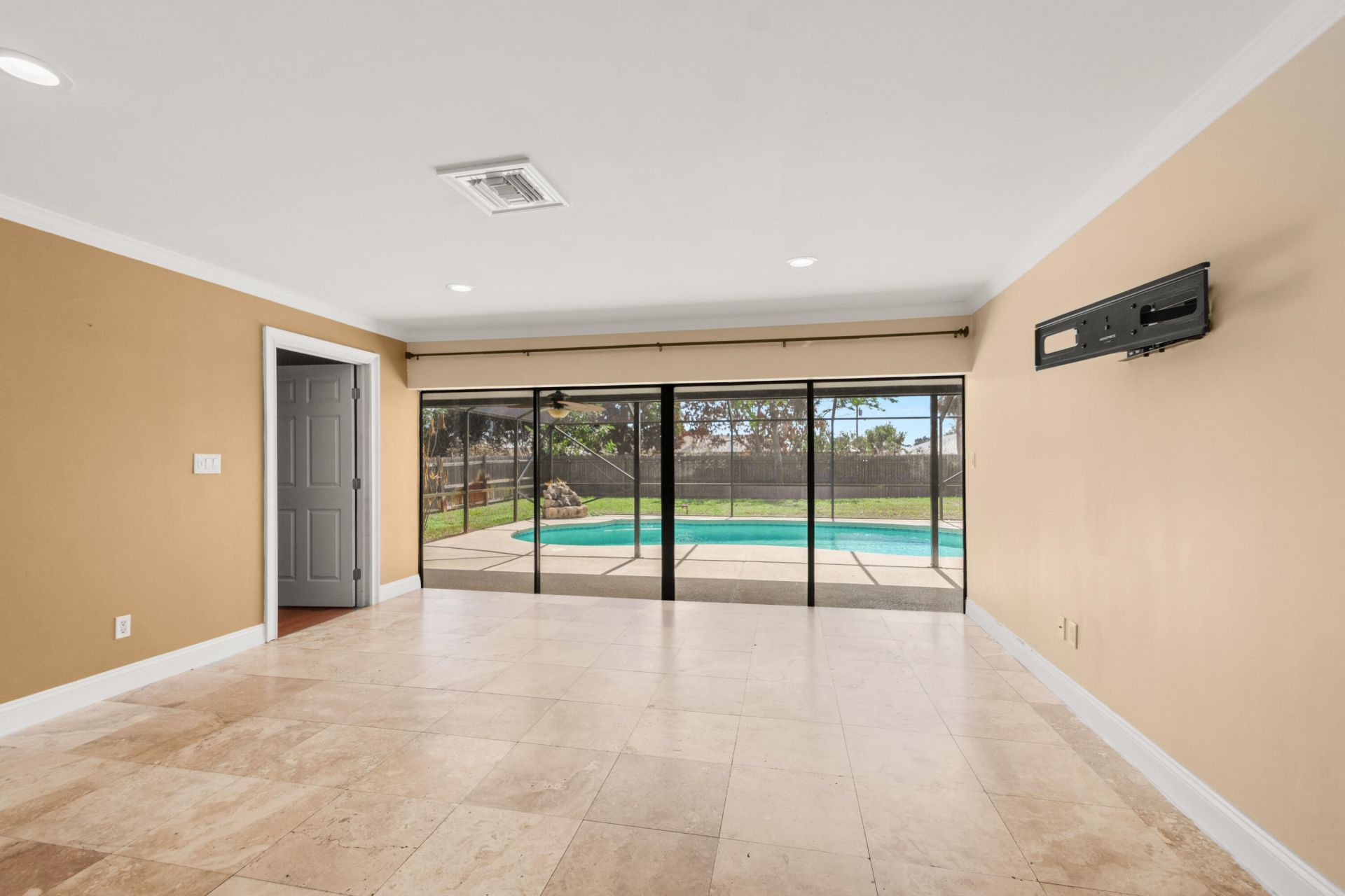 480 SE Evergreen Terrace, Port Saint Lucie, FL 34983 Photo