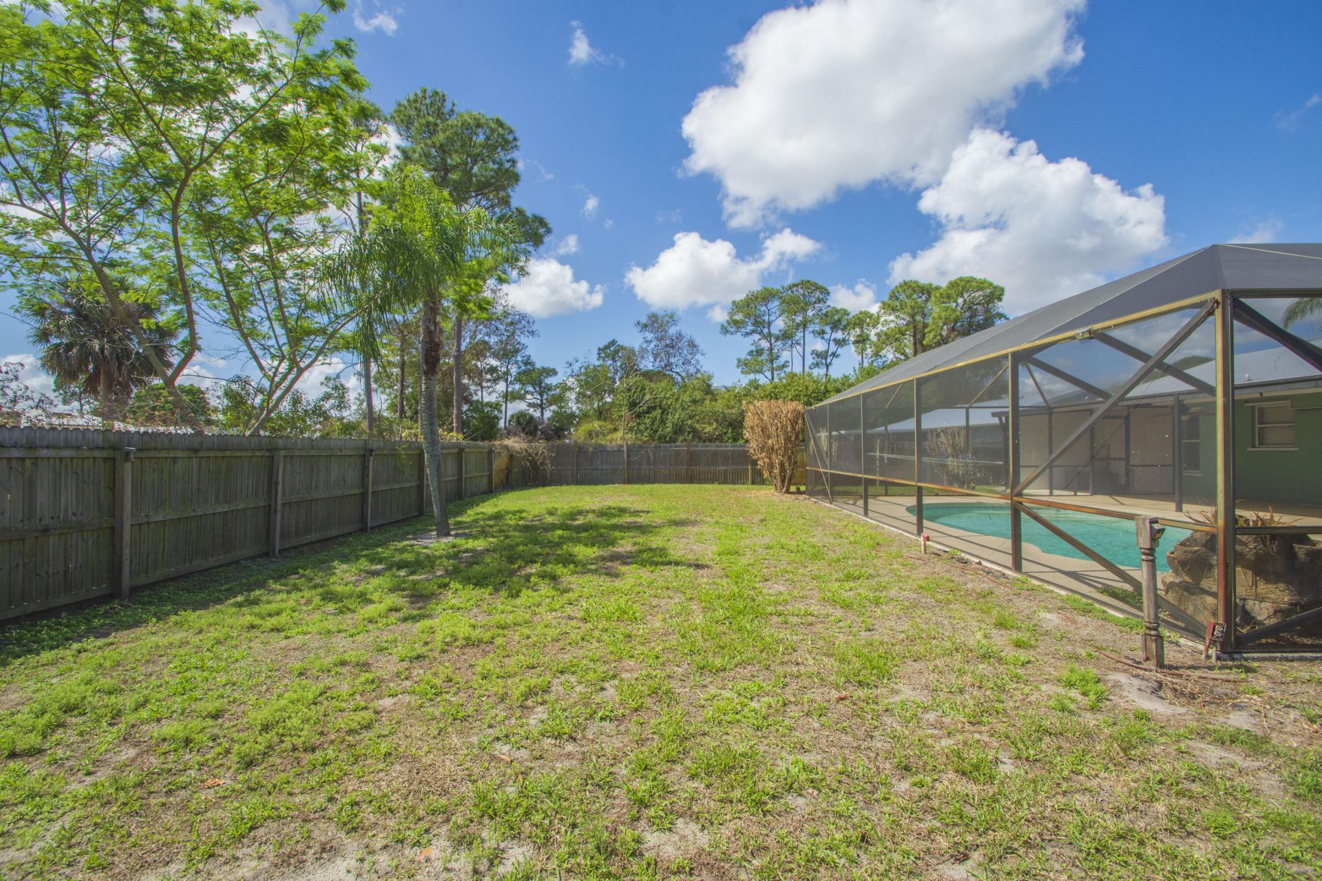 480 SE Evergreen Terrace, Port Saint Lucie, FL 34983 Photo