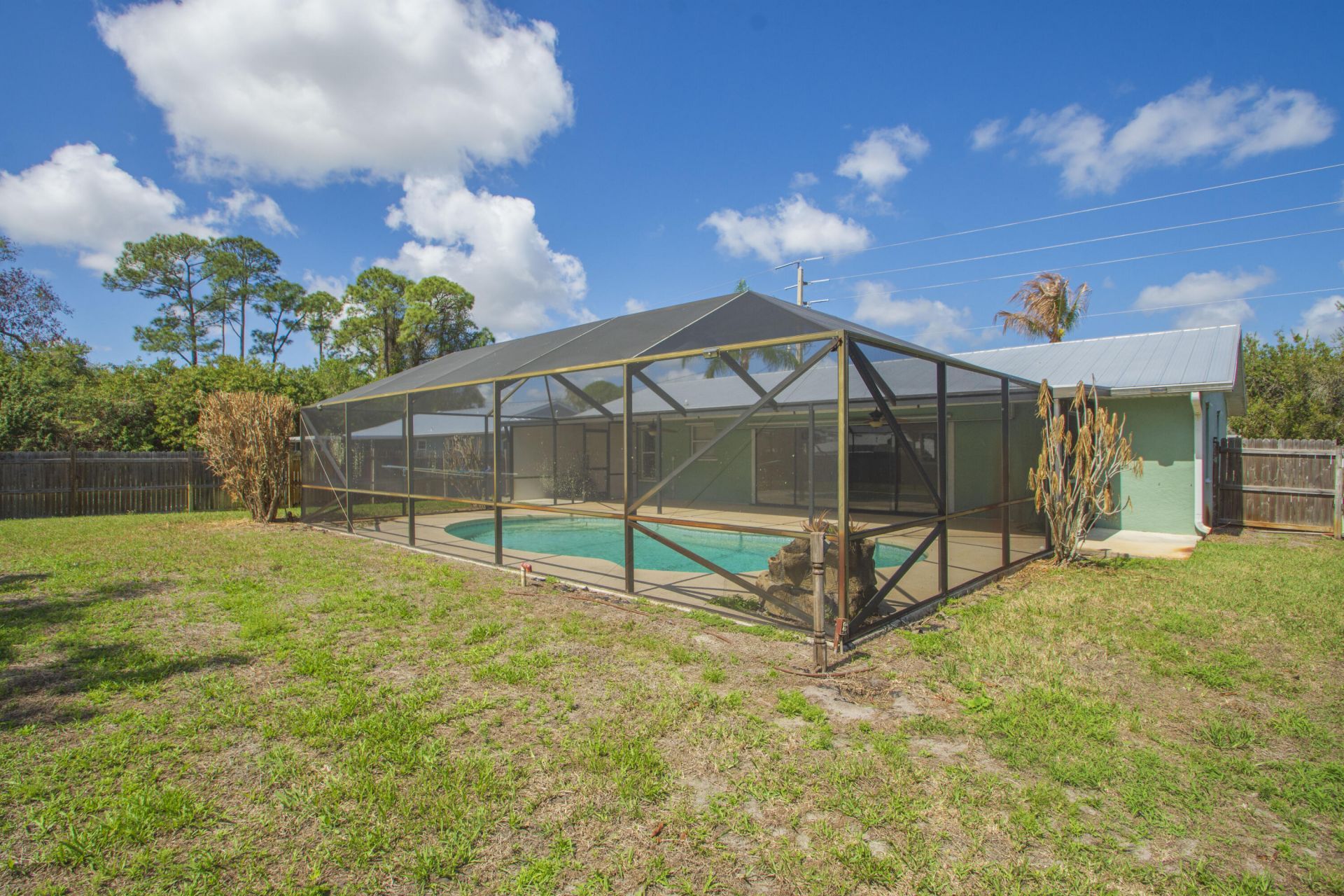 480 SE Evergreen Terrace, Port Saint Lucie, FL 34983 Photo