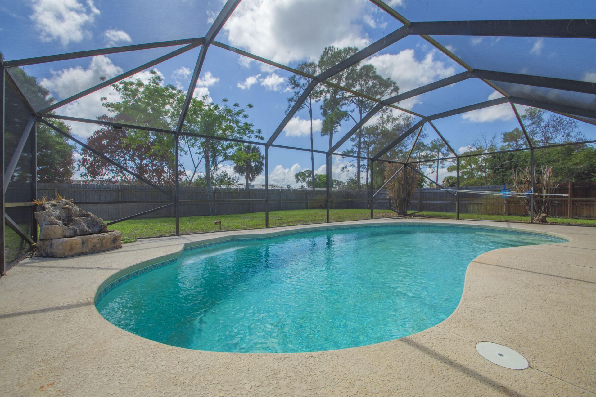 480 SE Evergreen Terrace, Port Saint Lucie, FL 34983 Photo