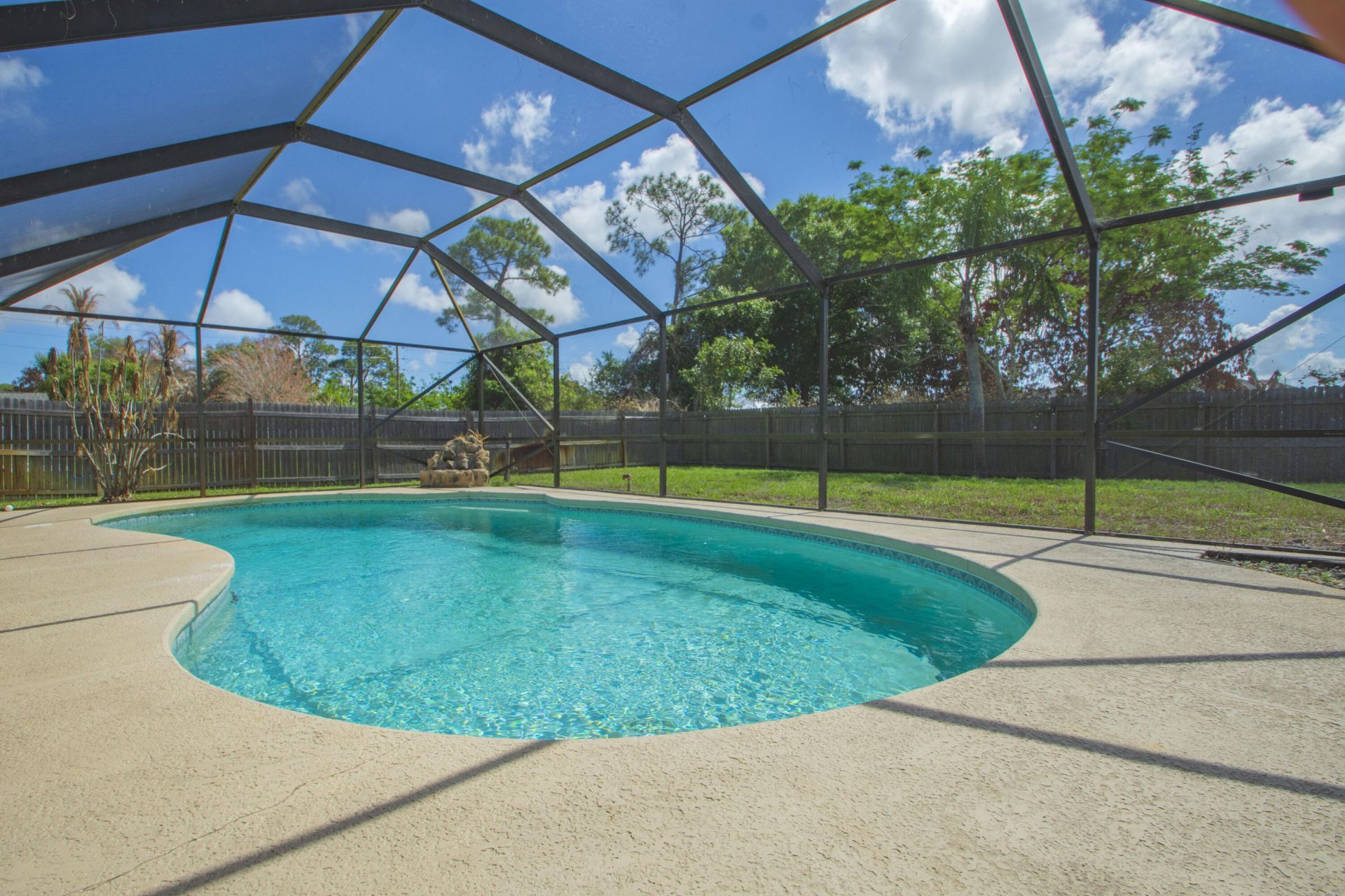 480 SE Evergreen Terrace, Port Saint Lucie, FL 34983 Photo