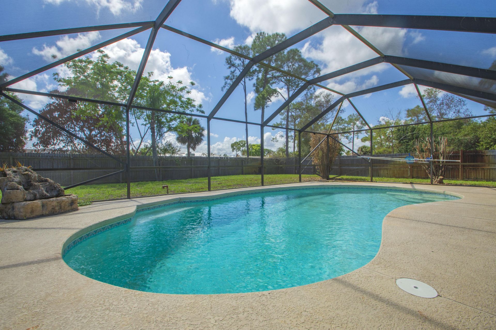 480 SE Evergreen Terrace, Port Saint Lucie, FL 34983 Photo