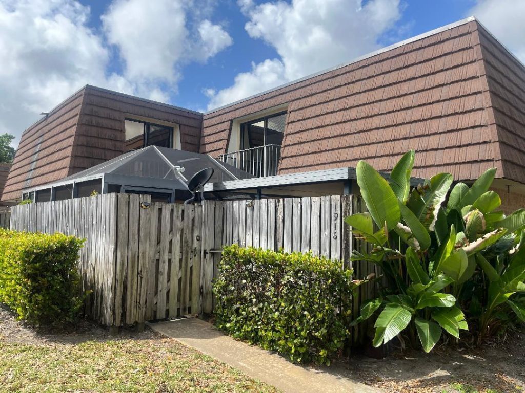 1916 19th Lane, Palm Beach Gardens, FL 33418 Photo