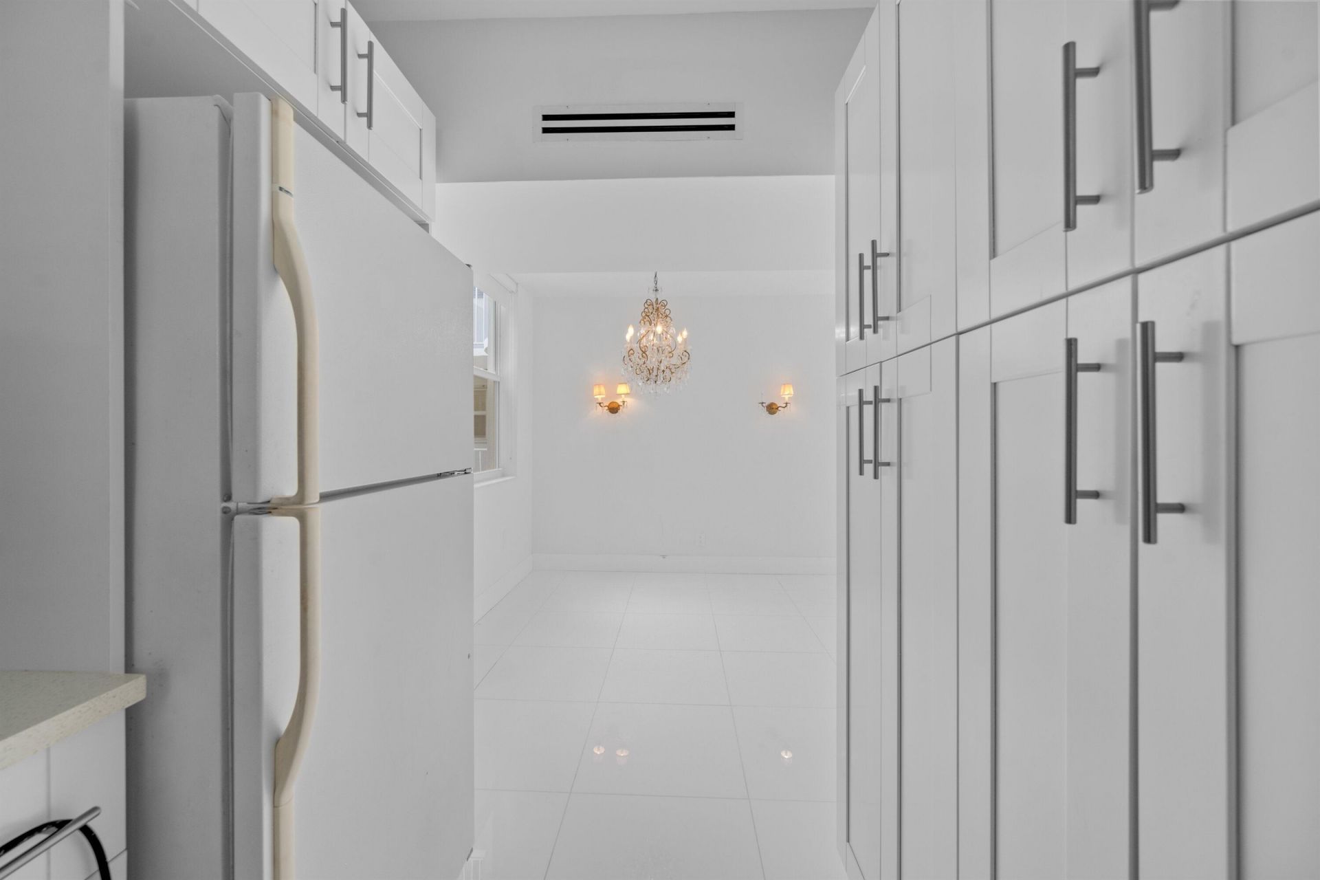 401 Peruvian, Unit 2010, Palm Beach, FL 33480 Photo