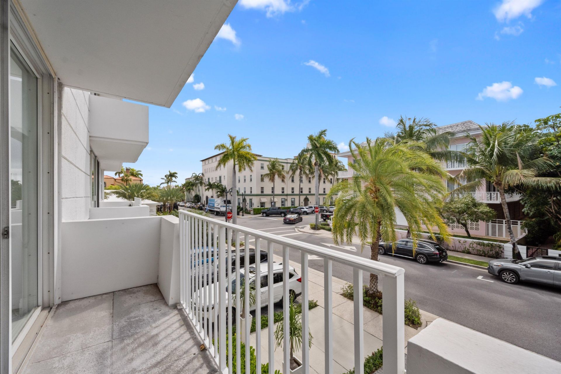 401 Peruvian, Unit 2010, Palm Beach, FL 33480 Photo