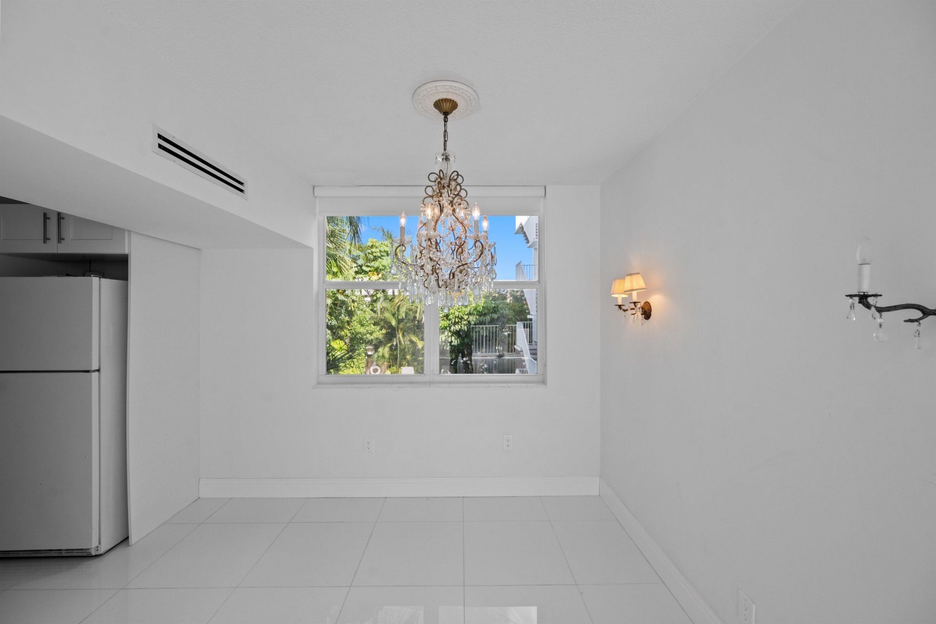 401 Peruvian, Unit 2010, Palm Beach, FL 33480 Photo