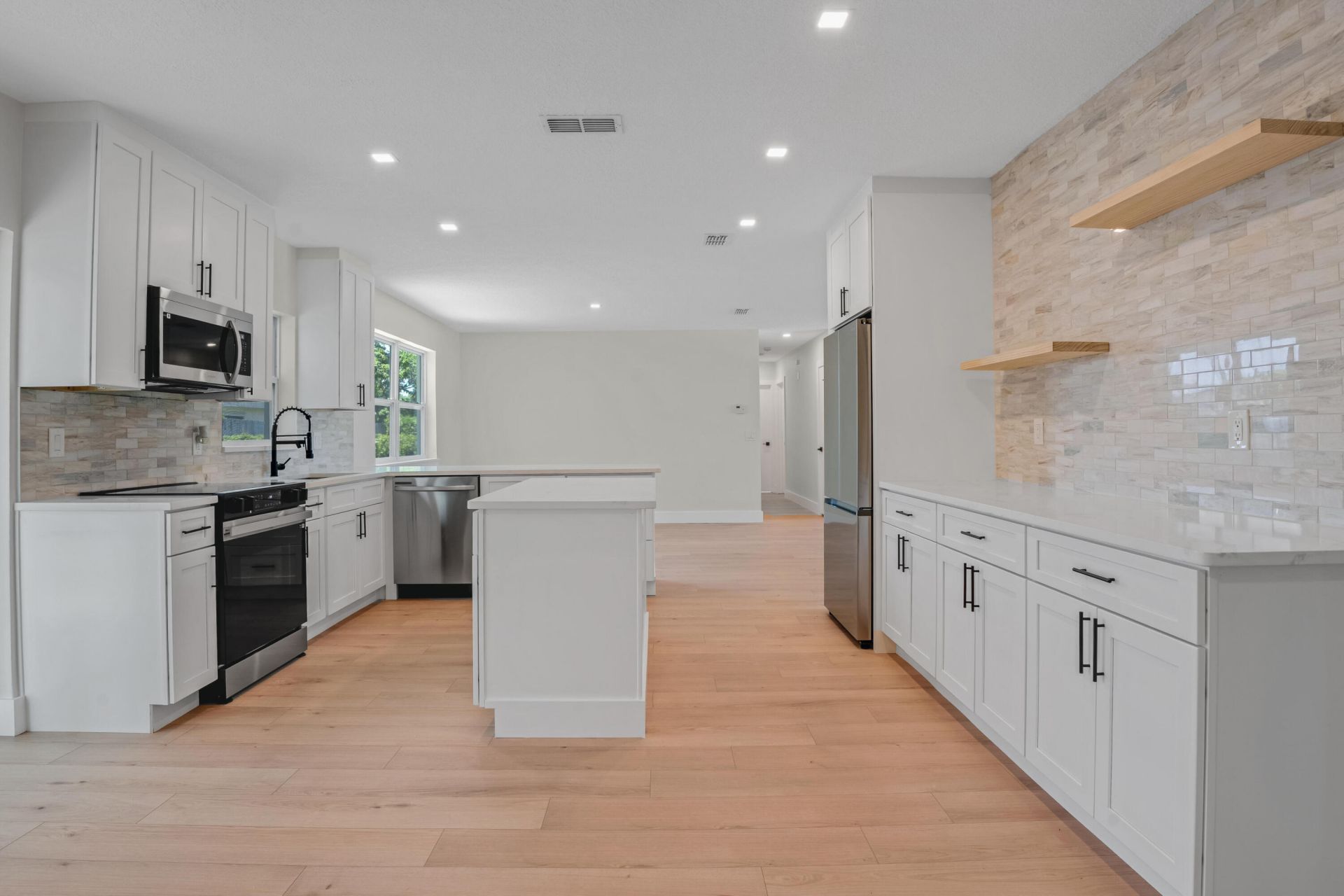 598 Coral Way, Delray Beach, FL 33445 Photo