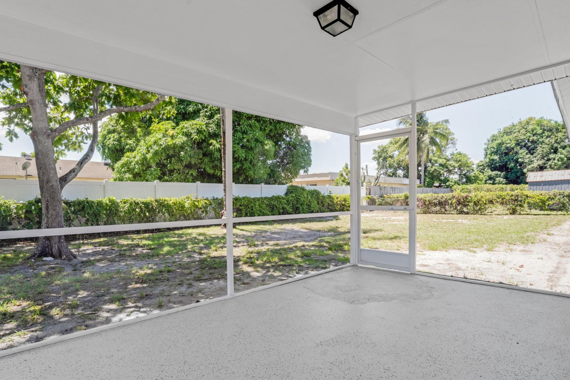 598 Coral Way, Delray Beach, FL 33445 Photo