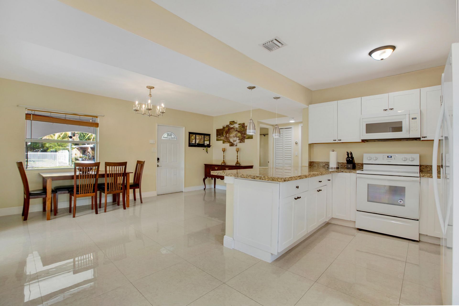 830 NE 140th, North Miami, FL 33161 Photo