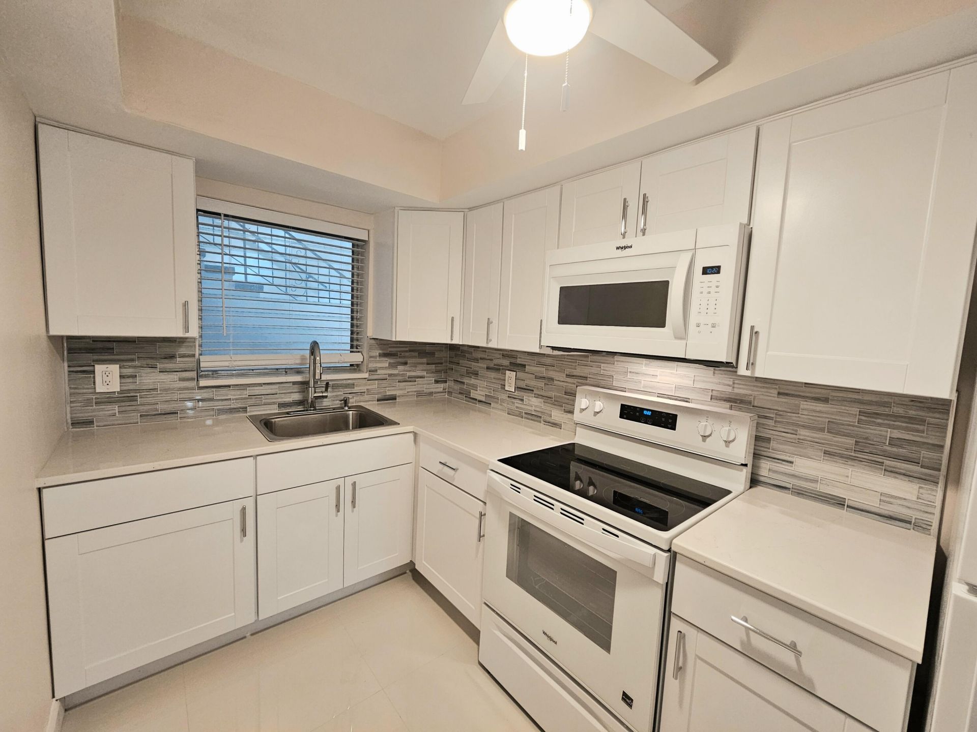 3700 Harrison Street, Unit 8a, Hollywood, FL 33021 Photo