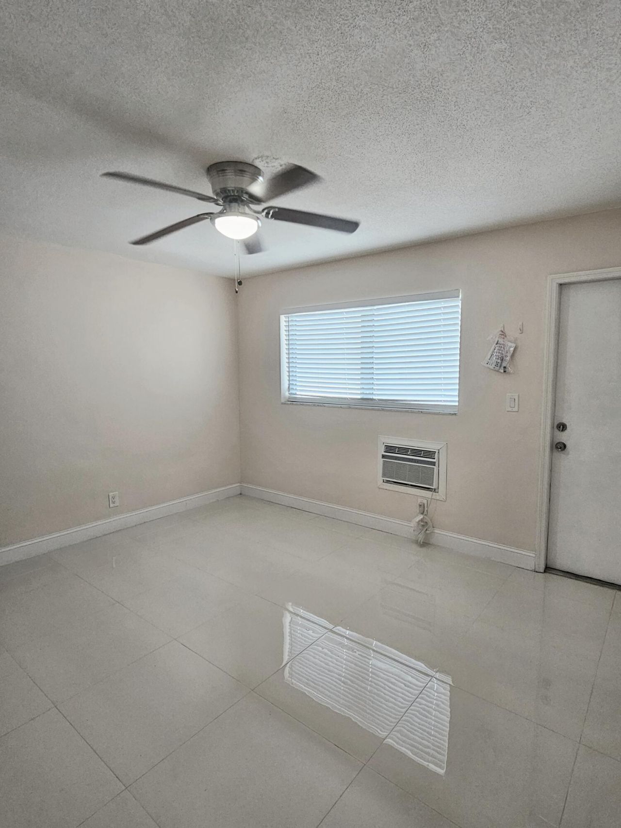 3700 Harrison, Unit 8a, Hollywood, FL 33021 Photo