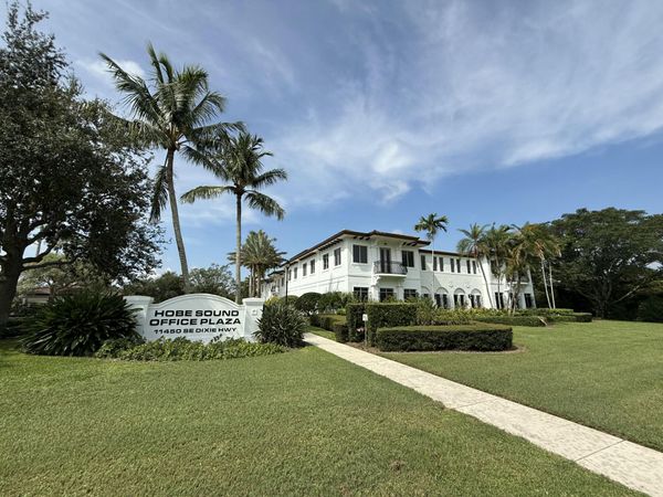11450 SE Dixie Highway, Hobe Sound, FL 33455