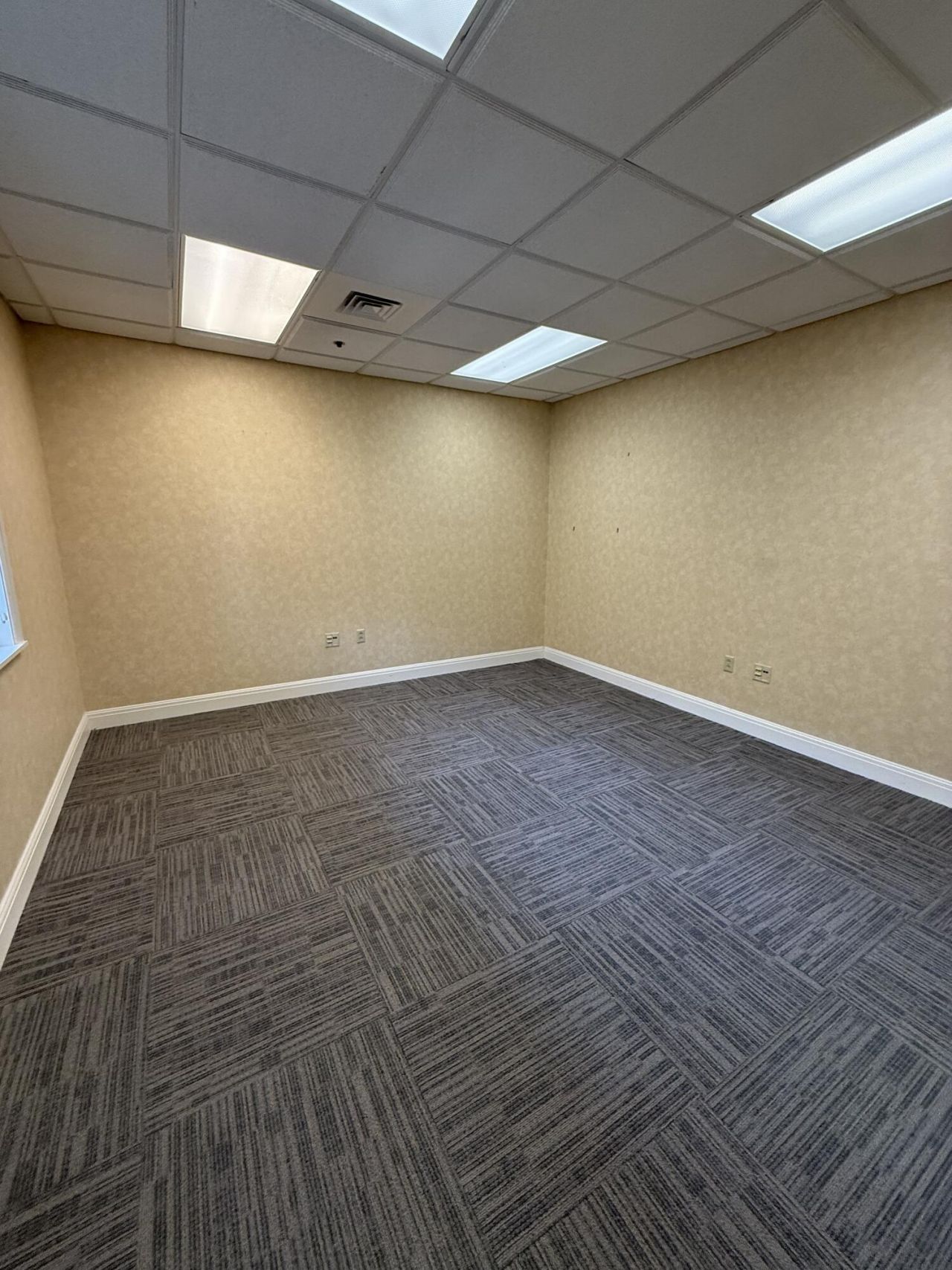 11450 SE Dixie Highway, Hobe Sound, FL 33455 Photo