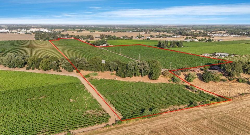 18050 N Tretheway Rd, Lockeford, CA 95237 Photo