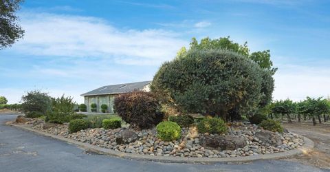 18050 N Tretheway Rd, Lockeford, CA 95237 Photo
