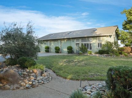 18050 N Tretheway Rd, Lockeford, CA 95237 Photo