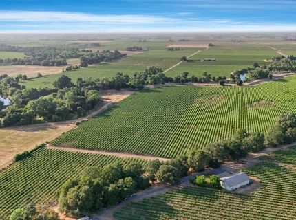 18050 N Tretheway Rd, Lockeford, CA 95237 Photo