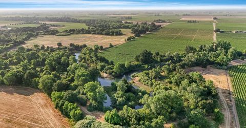 18050 N Tretheway Rd, Lockeford, CA 95237 Photo