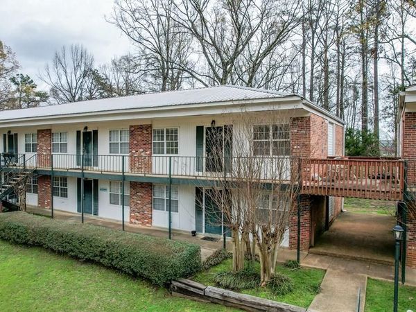 2216 Church St. #8, Oxford, MS 38655