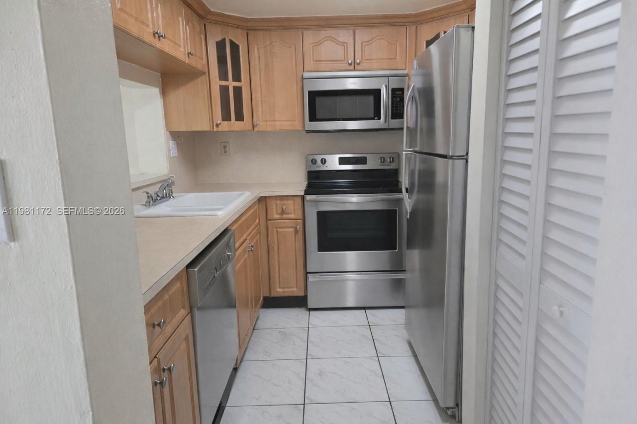 2075 SW 122nd Ave , Unit 129, Miami, FL 33175 Photo