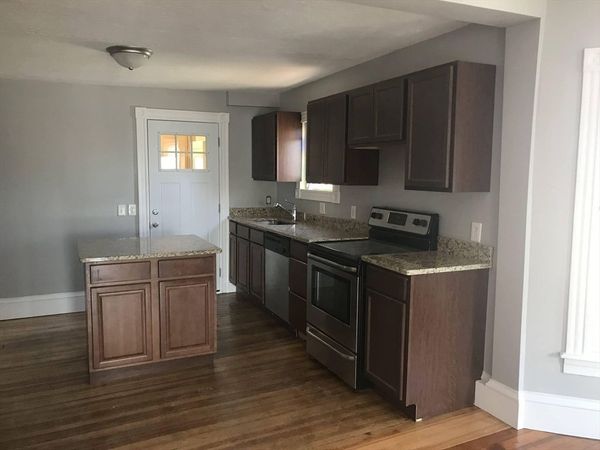 49 Eddy St, Unit 3, North Attleboro, MA 02760