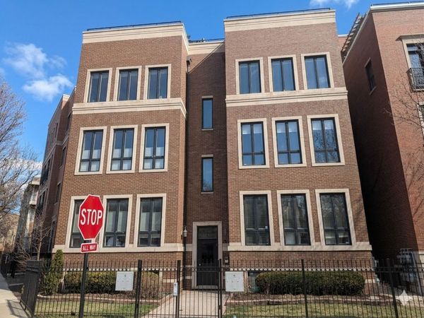 1302 N Wood Street, Unit 2E, Chicago, IL 60622