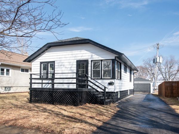 1520 N Prairie Avenue , Joliet, IL 60435