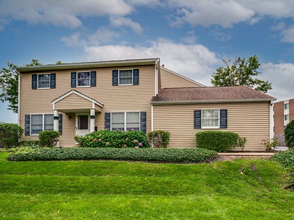 134 W WOOD Street , Unit 134, Palatine, IL 60067