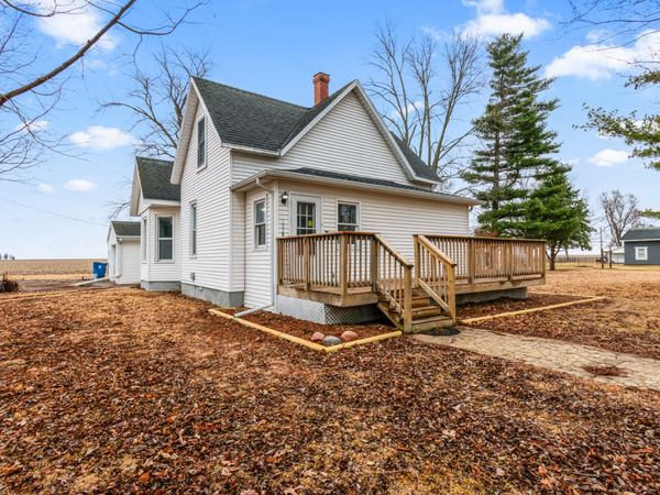 102 S Eastern Avenue, Minier, IL 61759