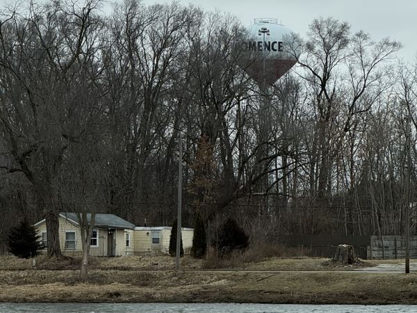 10443 E River North Road , Momence, IL 60954