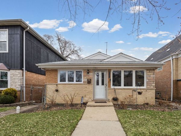 9627 S Wallace Street, Chicago, IL 60628