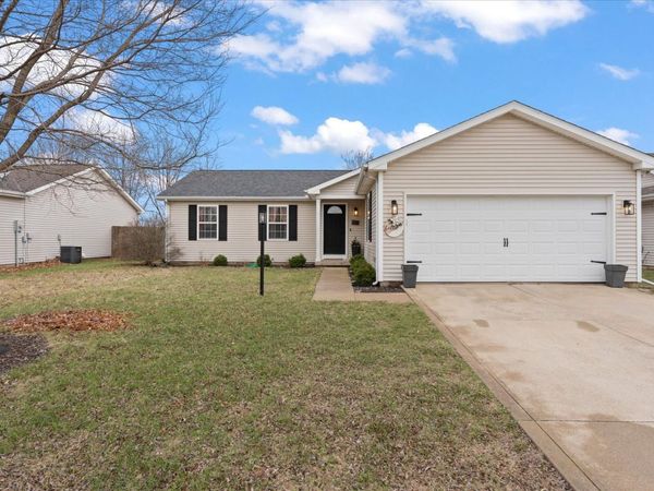 706 Northgate Drive, St. Joseph, IL 61873