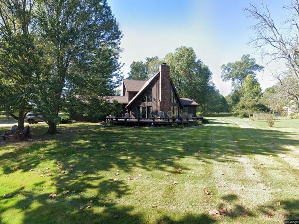 403 Oakwood Drive, Carterville, IL 62918