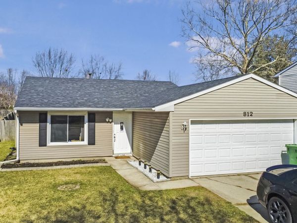 812 Mulford Lane , Joliet, IL 60431