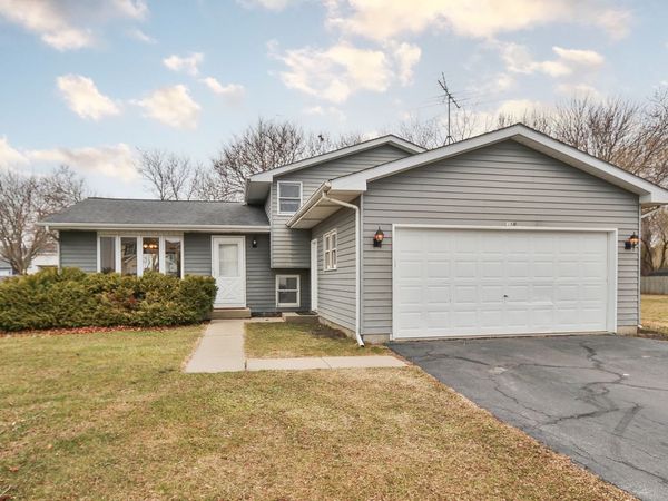 380 Johelia Trail , Antioch, IL 60002