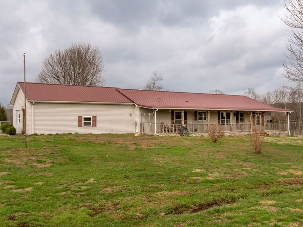 147 Hazel Road, Simpson, IL 62985