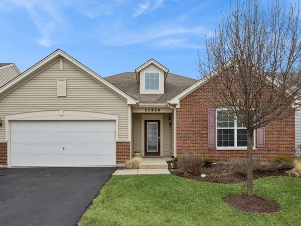 11914 Hollister Court , Huntley, IL 60142