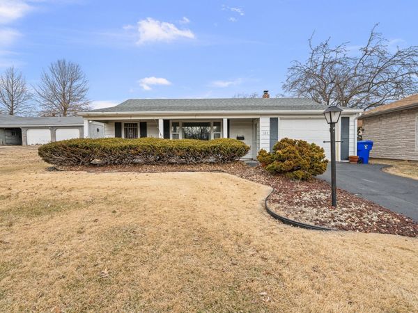 124 E Mill Street , Kewanee, IL 61443