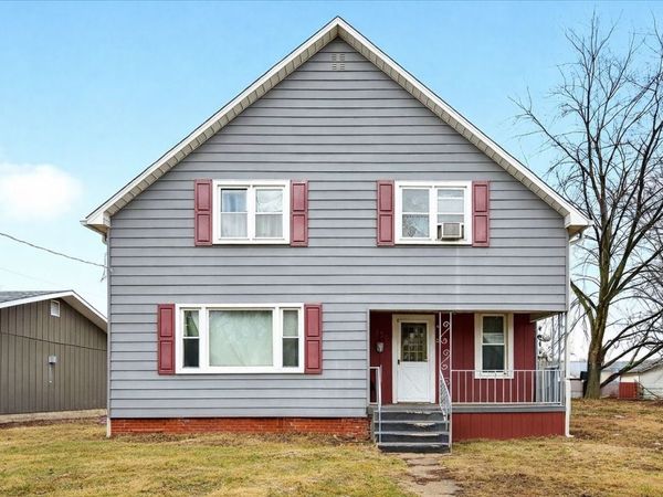 835 N 6TH Avenue, Canton, IL 61520