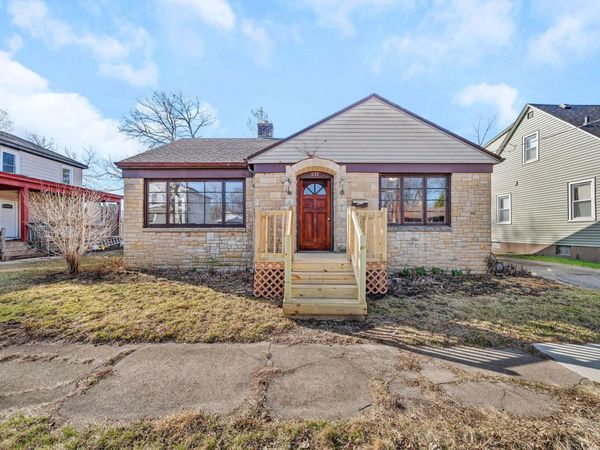 537 Saint George Street, Ottawa, IL 61350