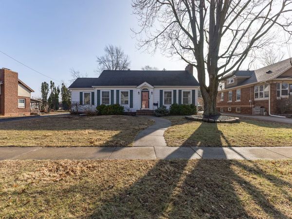 1159 N Kellogg Street, Galesburg, IL 61401