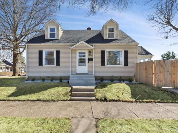 2800 15th Street, Moline, IL 61265