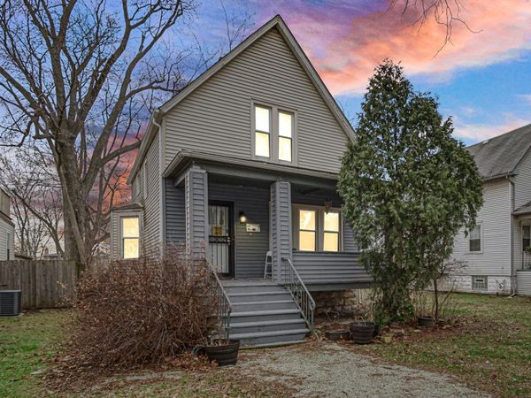 10857 S Hermosa Avenue, Chicago, IL 60643