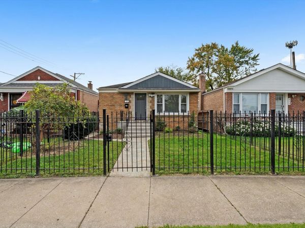 819 E 98th Place, Chicago, IL 60628