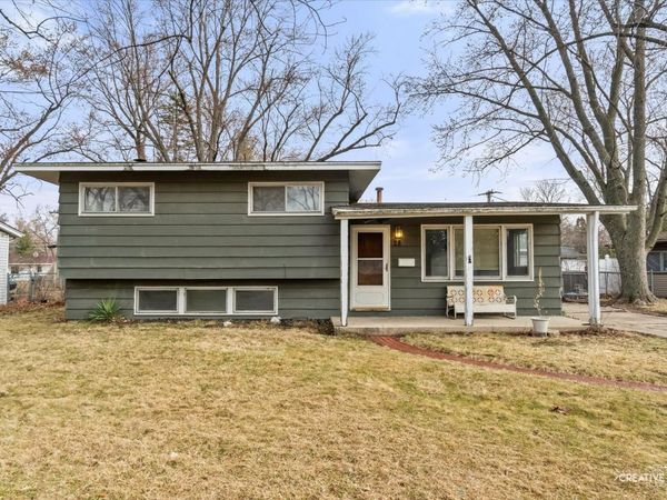 28 Seneca Drive, Montgomery, IL 60538