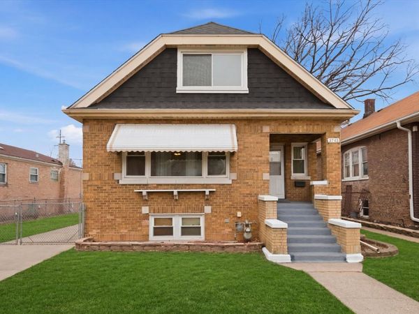 2728 Grove Avenue, Berwyn, IL 60402